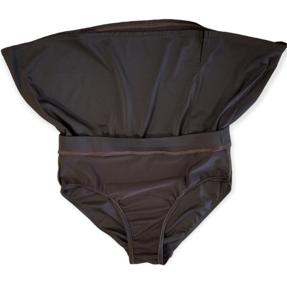 Custom Curves Skirted Swim Bottoms, sz12 - Picture 4 of 6